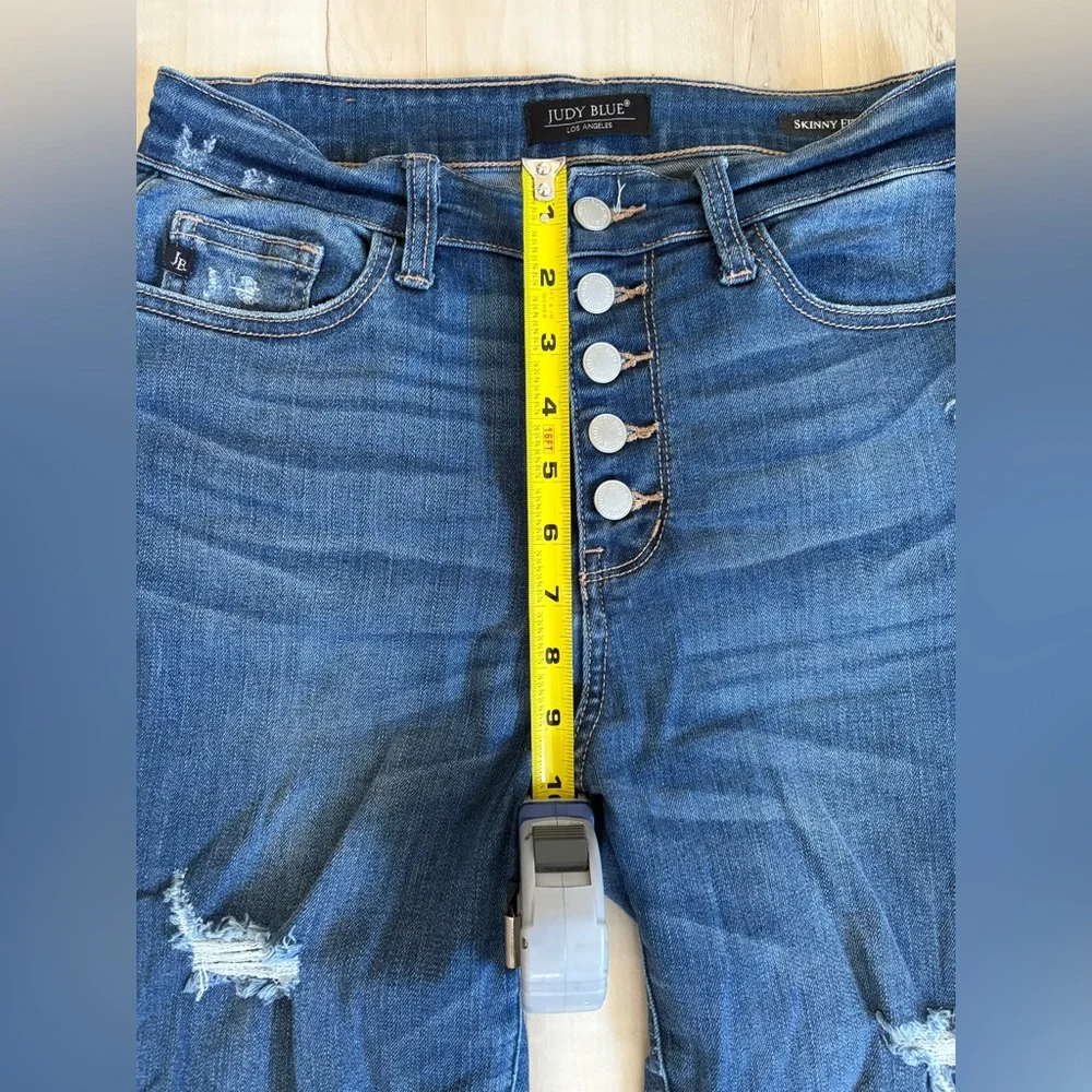 Judy Blue Button Fly Skinny Jeans - Picture 2 of 4